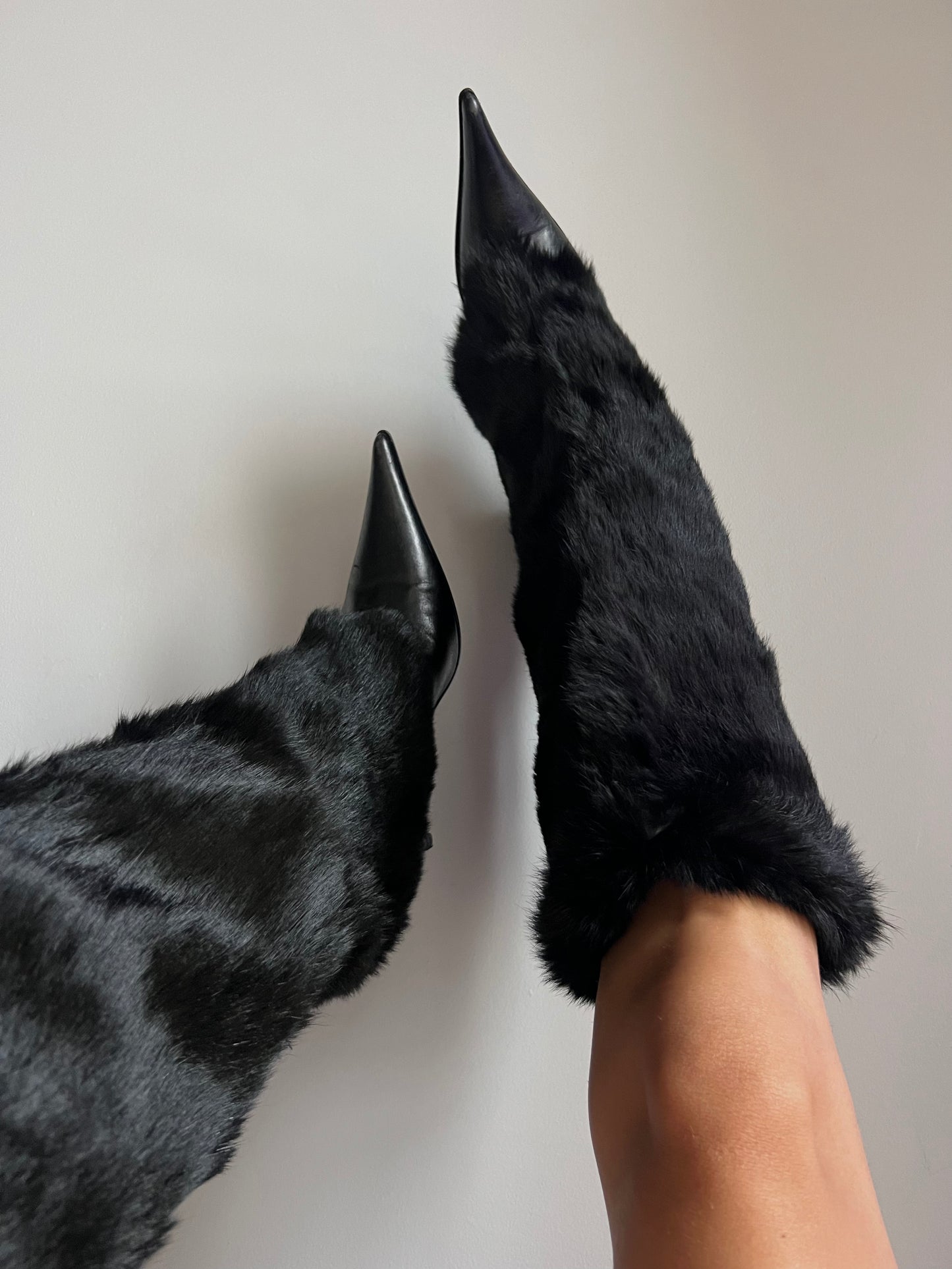 El Dantes Fur Boots
