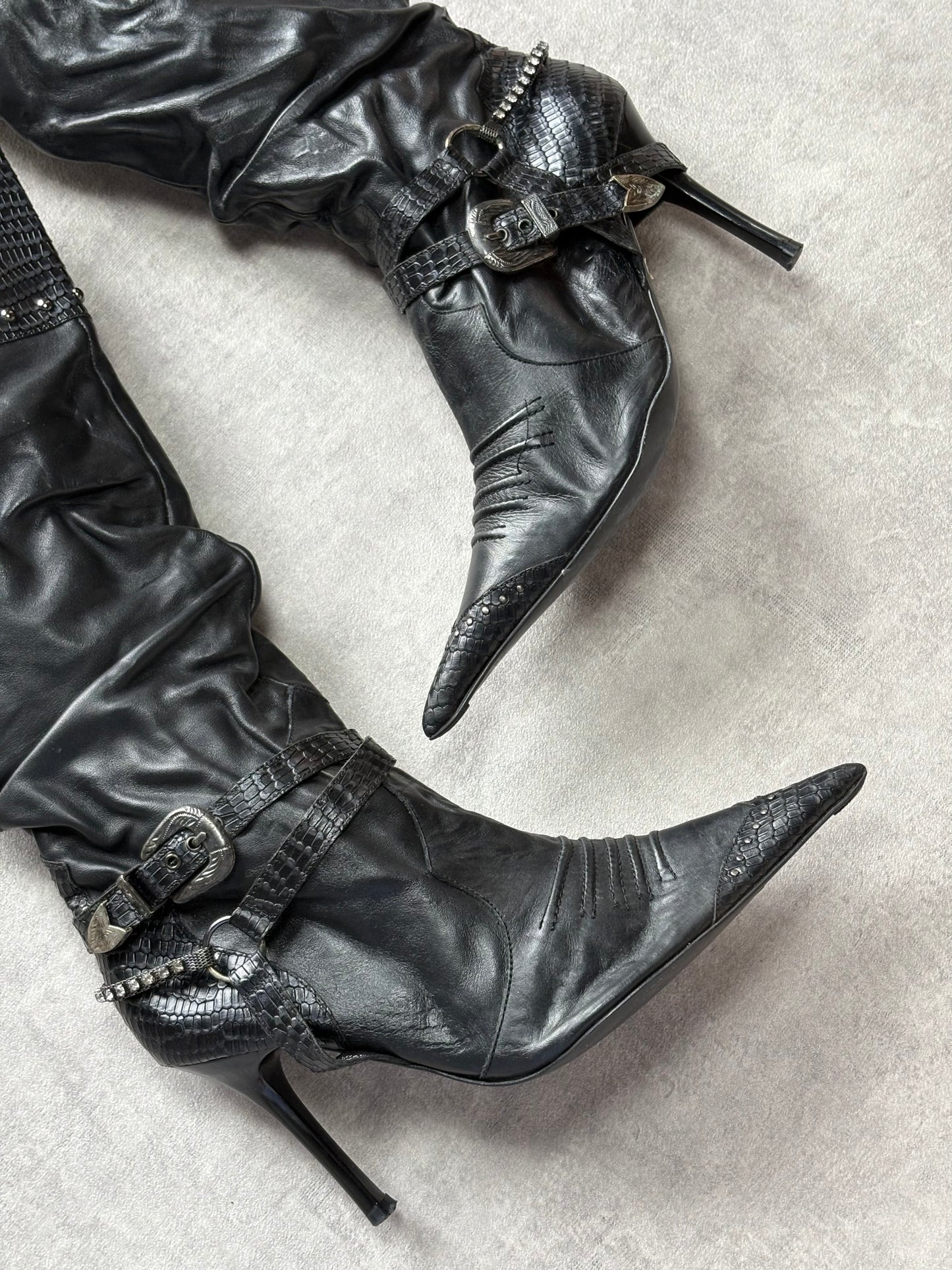 El Dantes Buckle Diamante Boots