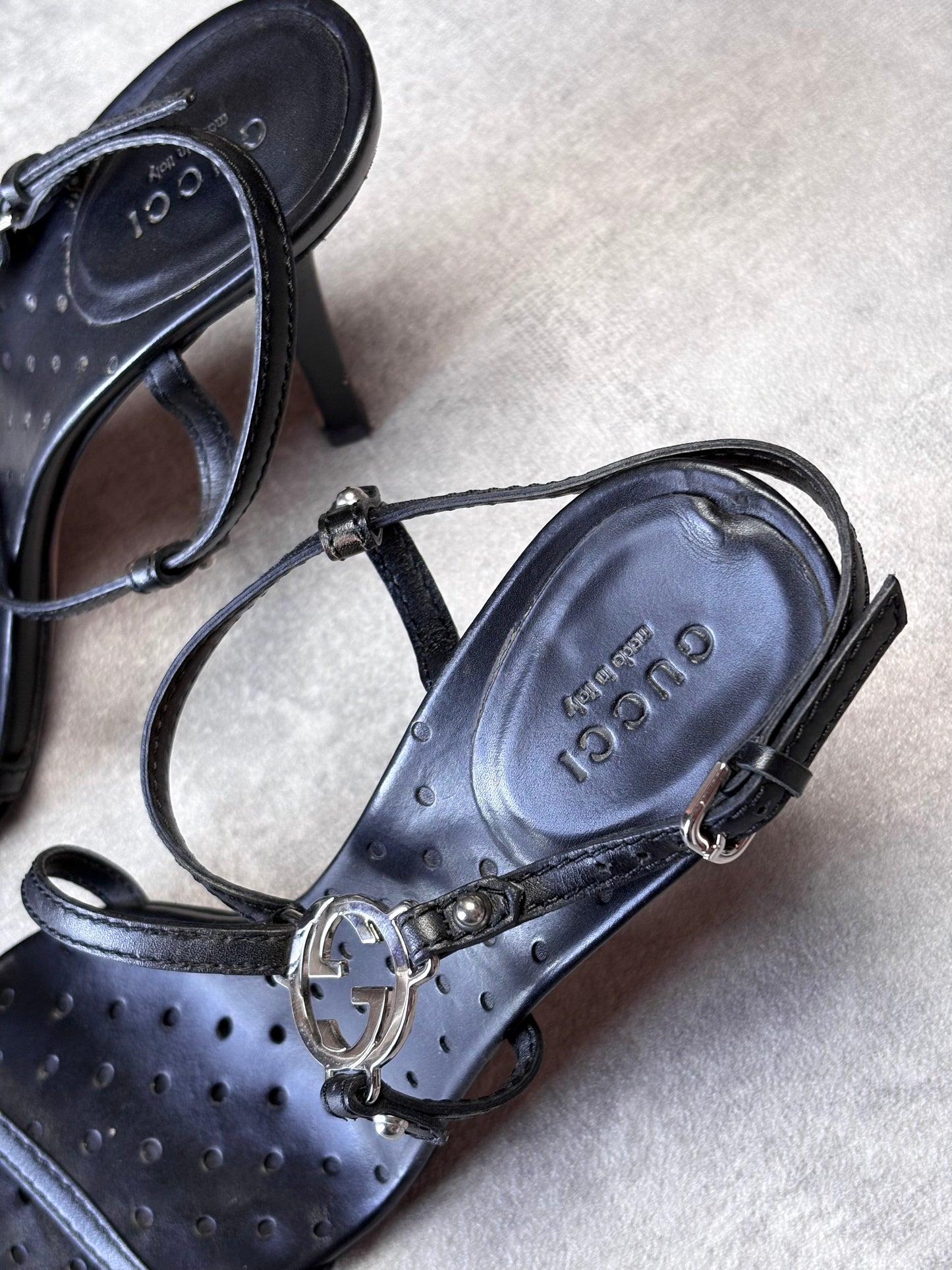 Gucci Tom Ford Logo Heels