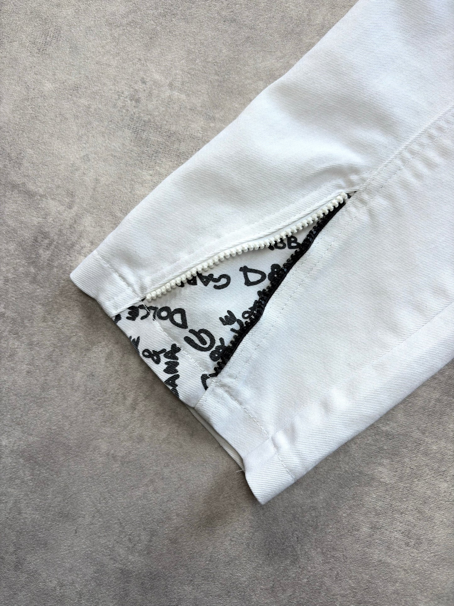 D&G Graffiti Capri Pants