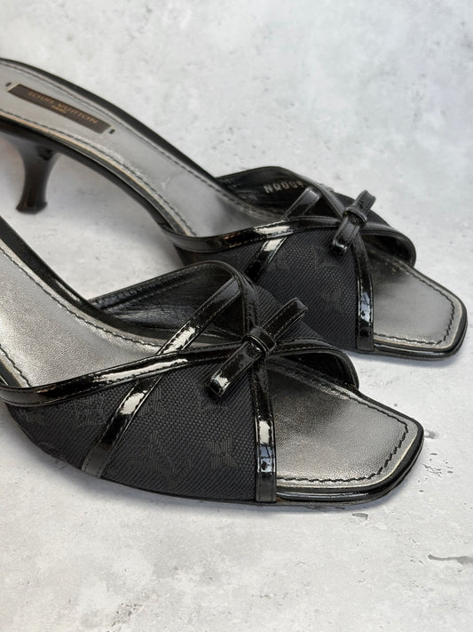 Louis Vuitton Logo Mules