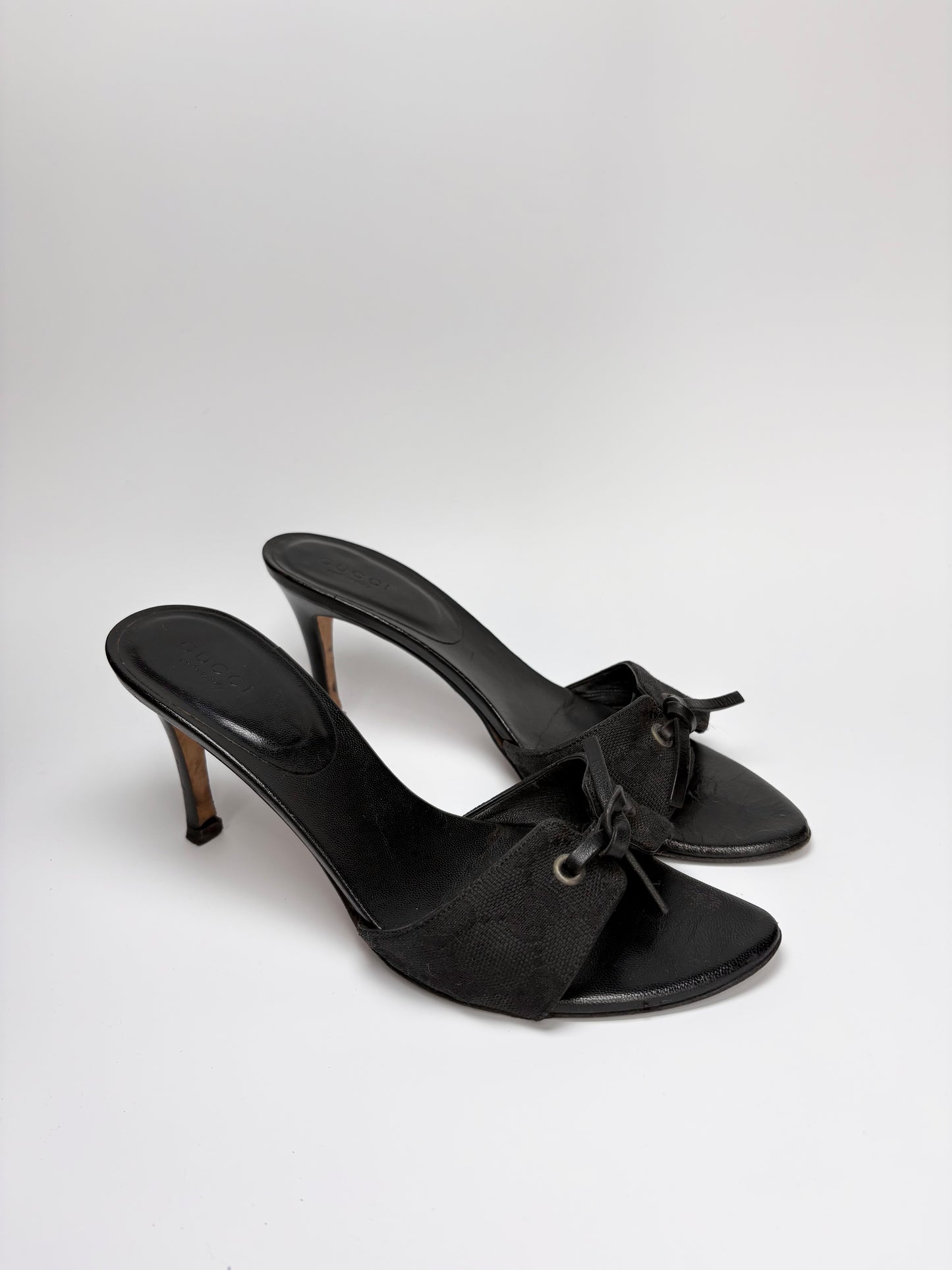 Gucci Tie Front Mule