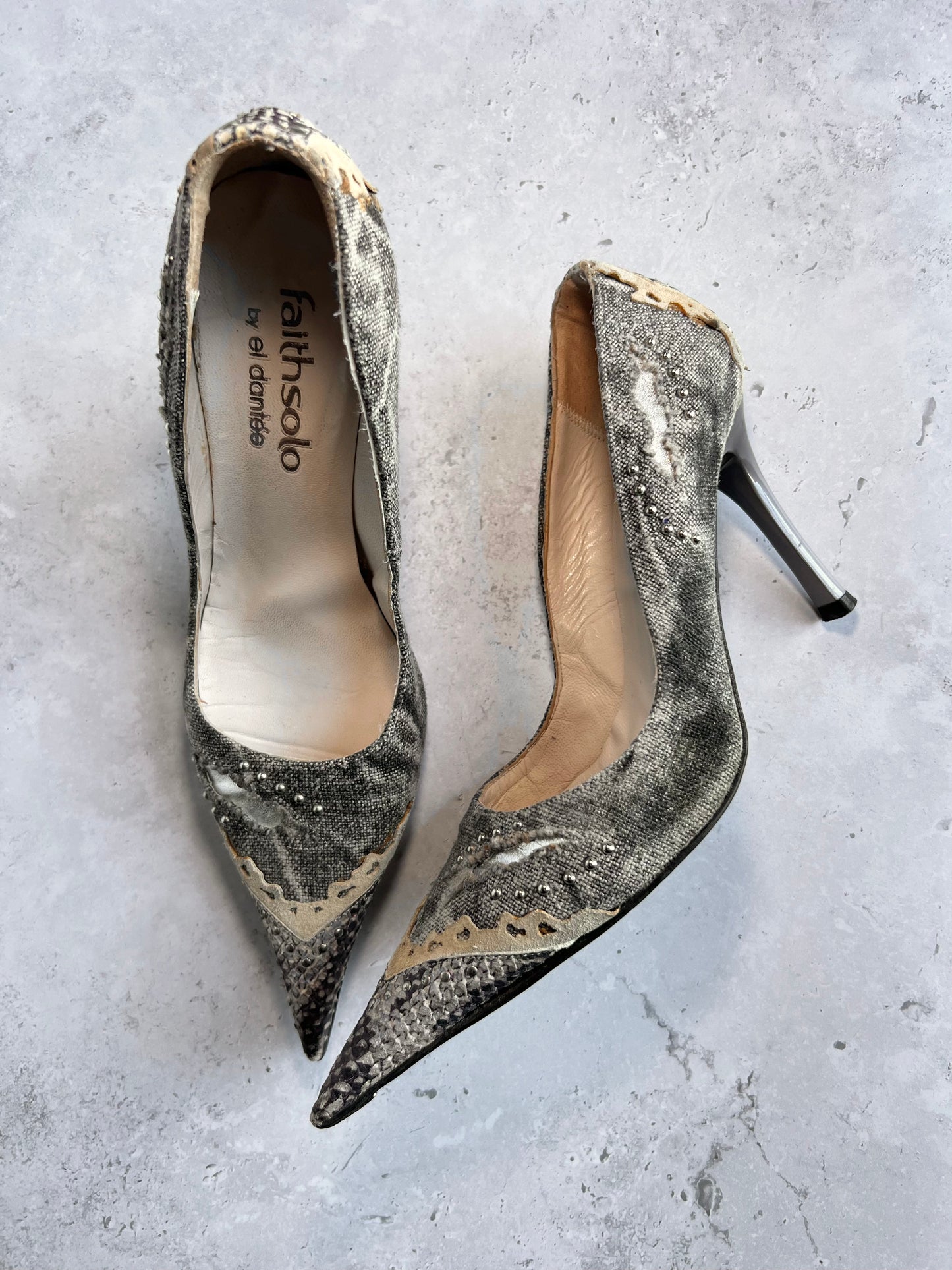 El Dantes Distressed Pointed Heels